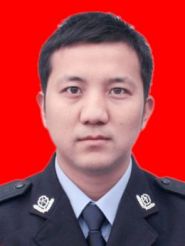 周 貝.jpg
